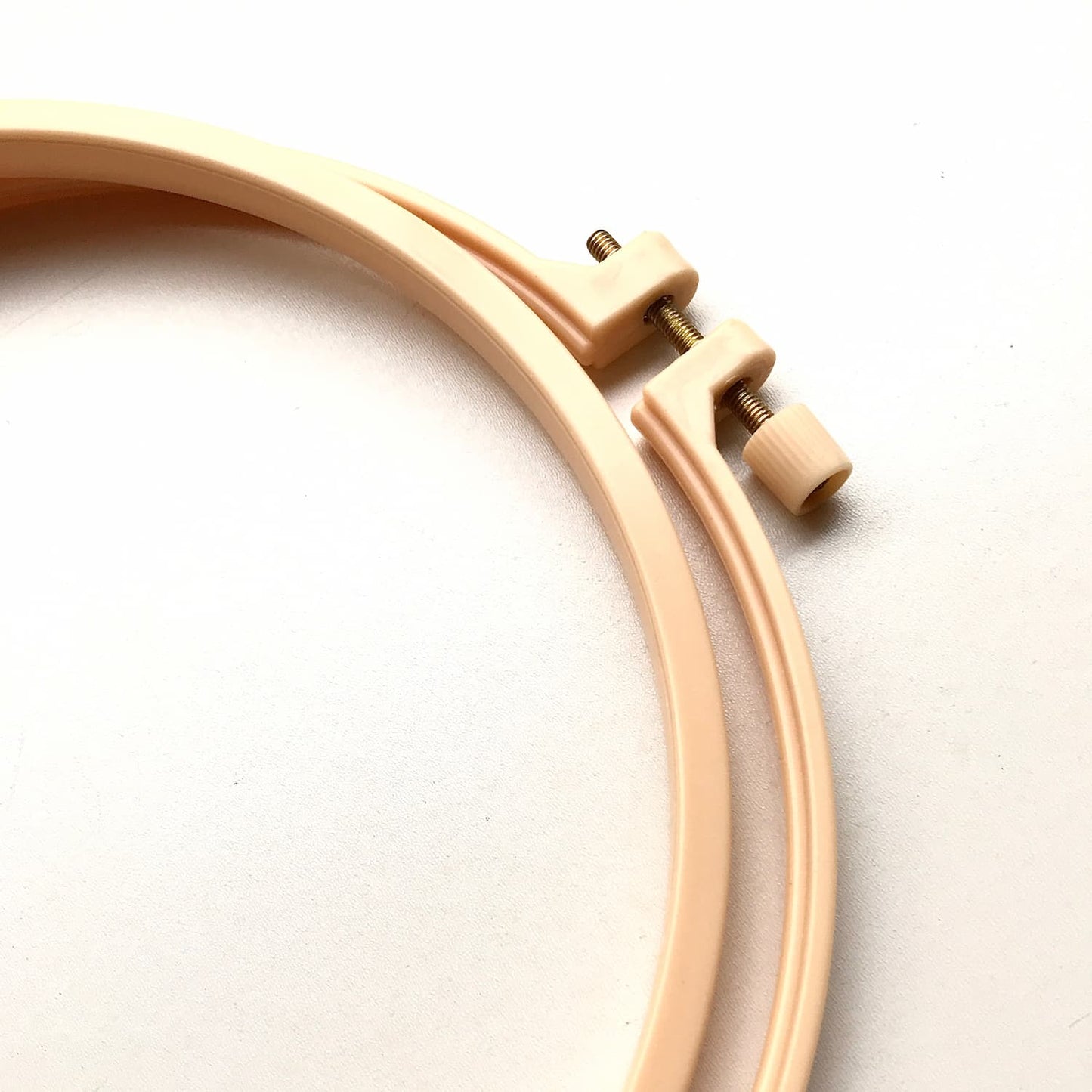 Plastic hoop for embroidery or punch needle - 20cm