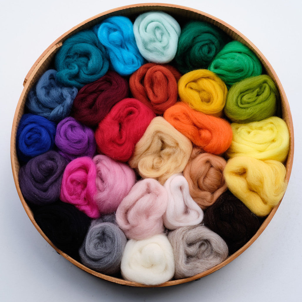 Sortido de várias cores de lã merino penteada