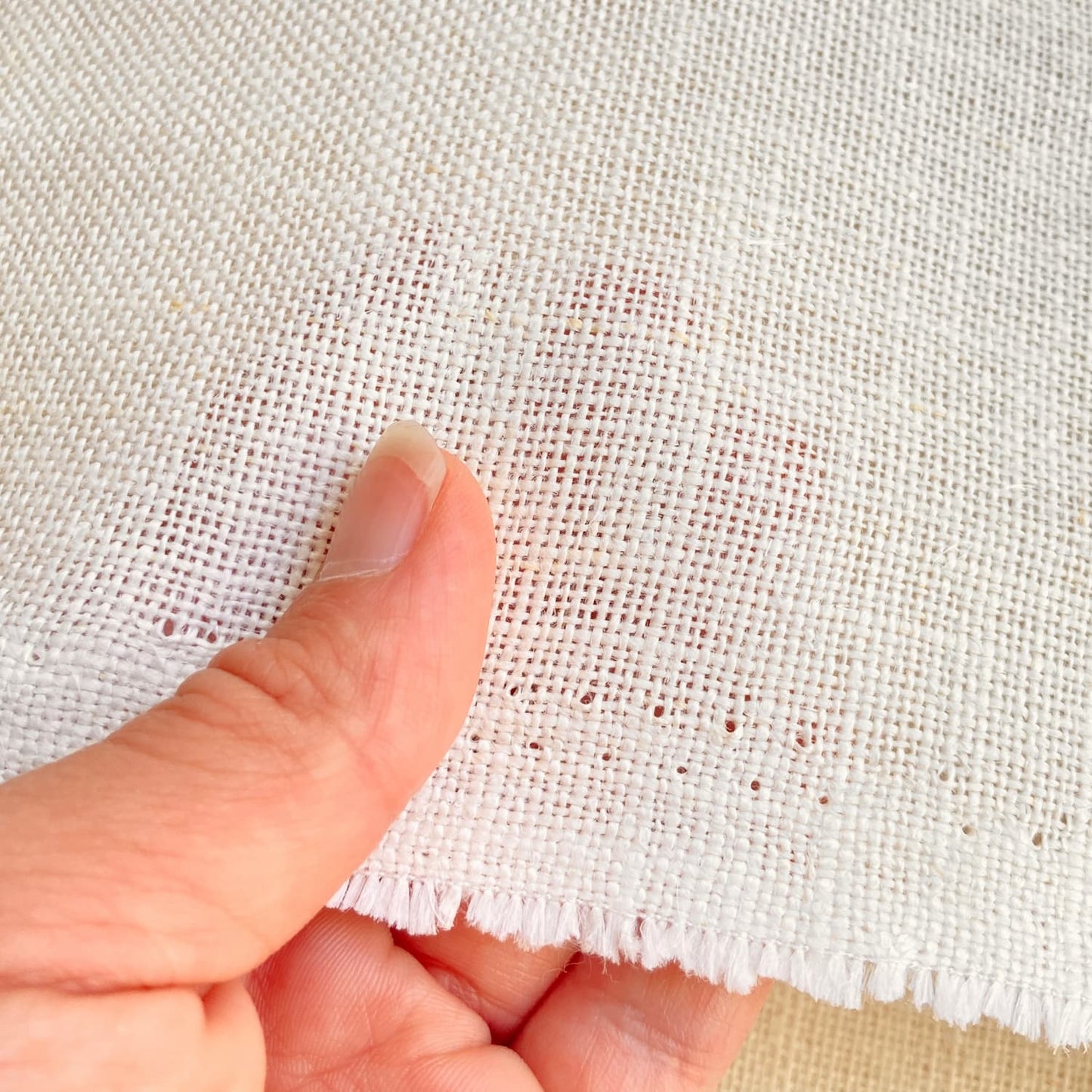 Tecido 100% Linho gramagem pesada - Branco Pérola