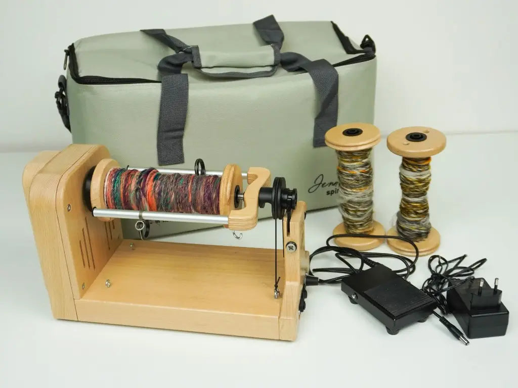 Roda de fiar elétrica Louet Jenn-E