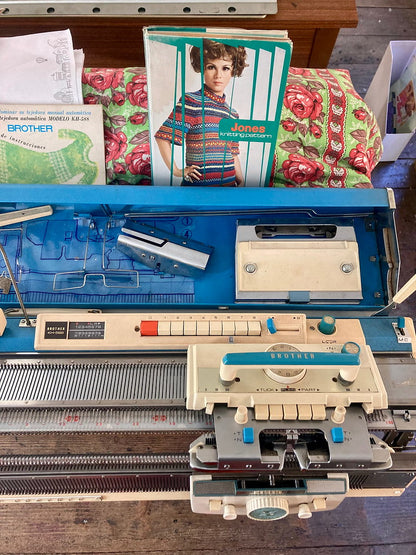 Curso intensivo de introducción al tejido a máquina - noviembre de 2025