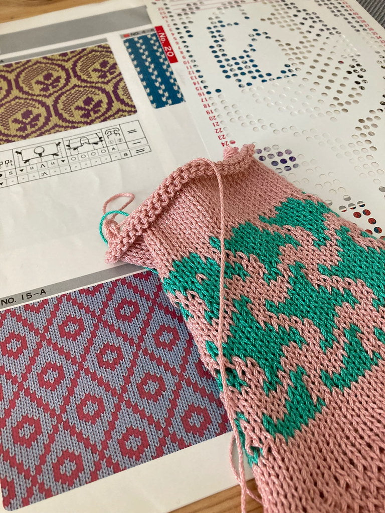 Curso intensivo de introducción al tejido a máquina - noviembre de 2025