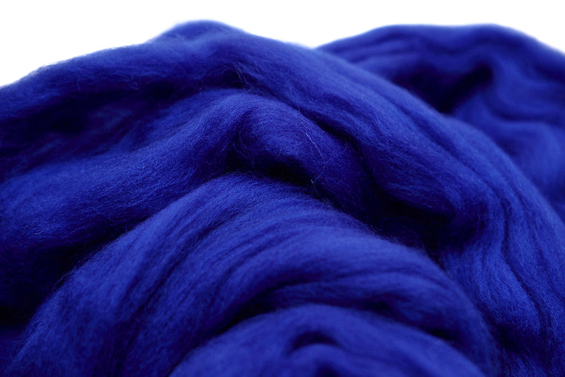 Portuguese merino wool top - Cobalt (18)