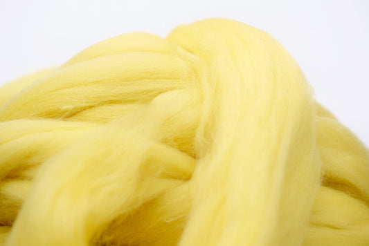 Portuguese merino wool top- Lemon (06)